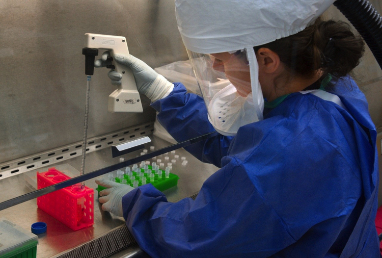 Bi phat trien khang the co kha nang vo hieu hoa virus SARS-CoV-2