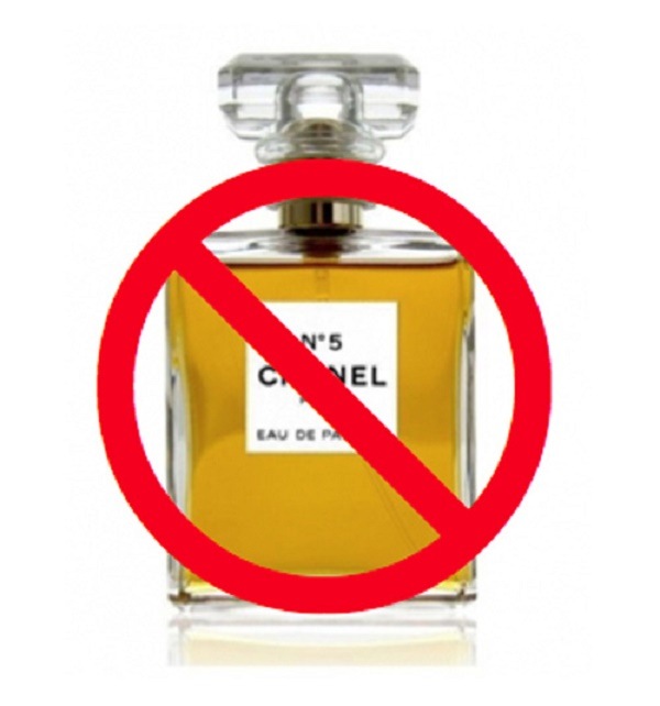 Nước hoa Chanel bị làm giả