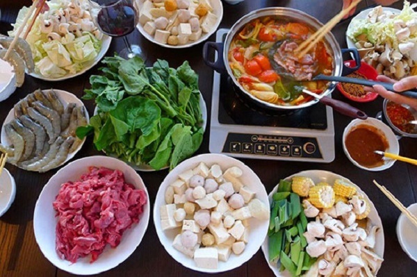 Nguyên liệu chuẩn bị cho nồi lẩu