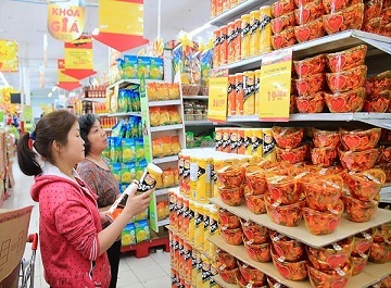 Than trong mua hang qua dat dip Tet den xuan ve