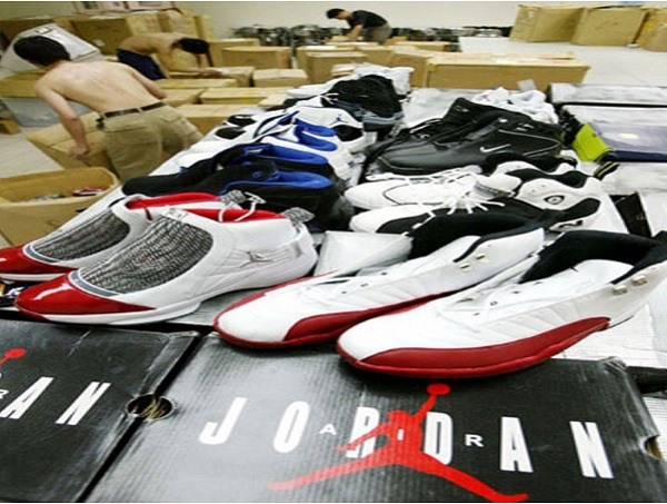 thuong-hieu-nike-adidas thuong-hieu-nike-adidas